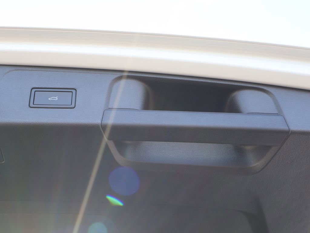New 2026 Volkswagen Atlas SE image 22