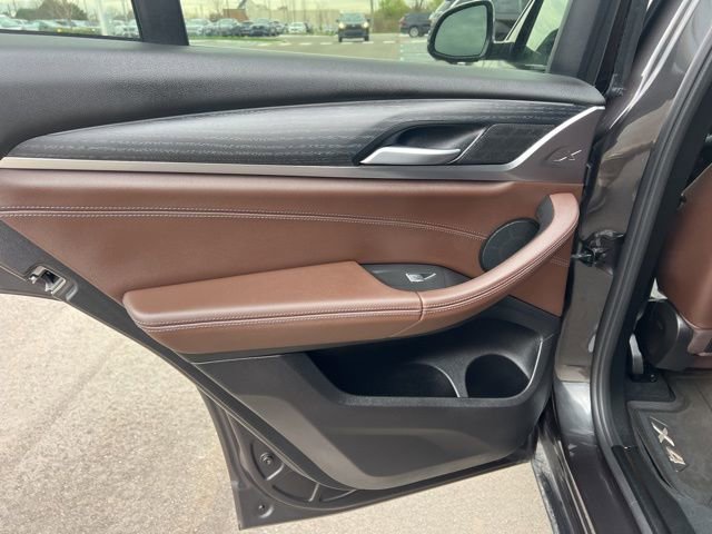 Used 2022 BMW X4 xDrive30i w/ M Sport Package 2 AWD/4WD image 17