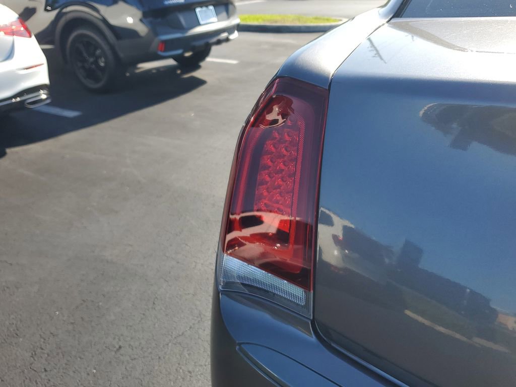 Used 2019 Chrysler 300 Touring w/ Sport Appearance Package RWD image 27