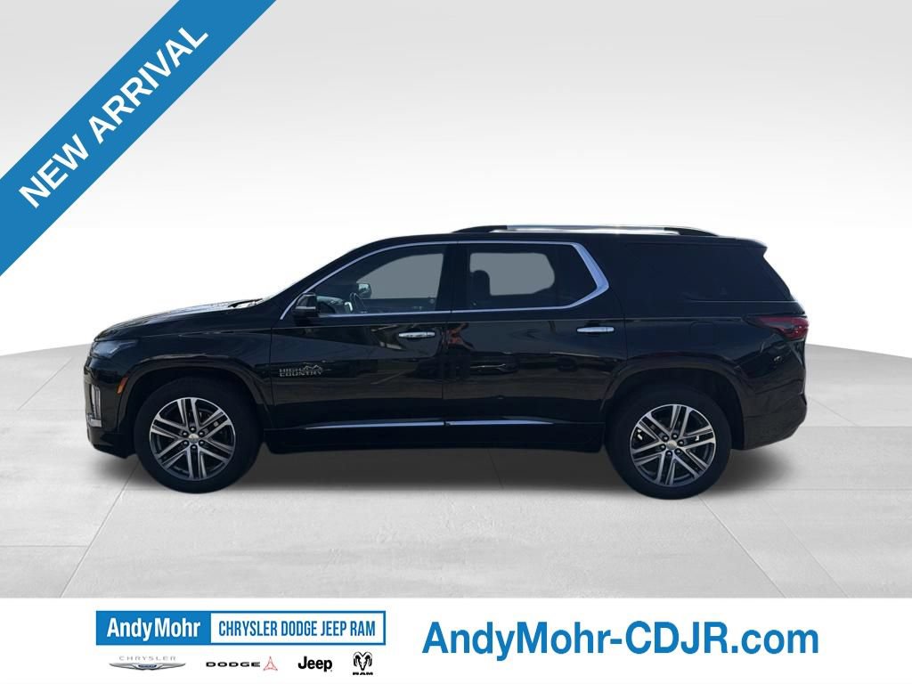 Used 2023 Chevrolet Traverse High Country w/ LPO, Floor Liner Package AWD/4WD image 4
