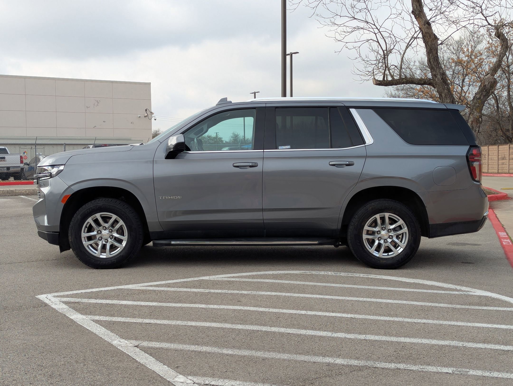 Used 2021 Chevrolet Tahoe LT image 7