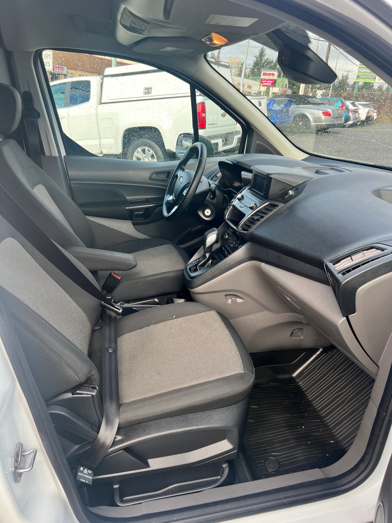 Used 2021 Ford Transit Connect XL image 15