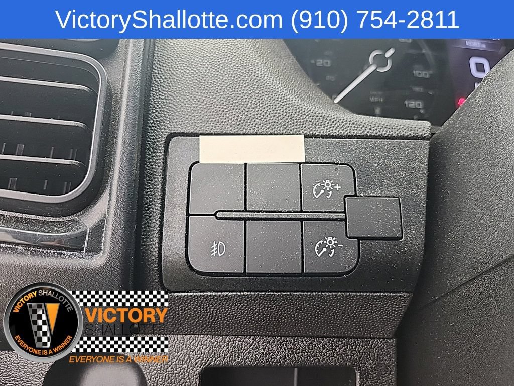 Used 2025 RAM ProMaster 2500 w/ Convenience Group FWD image 11