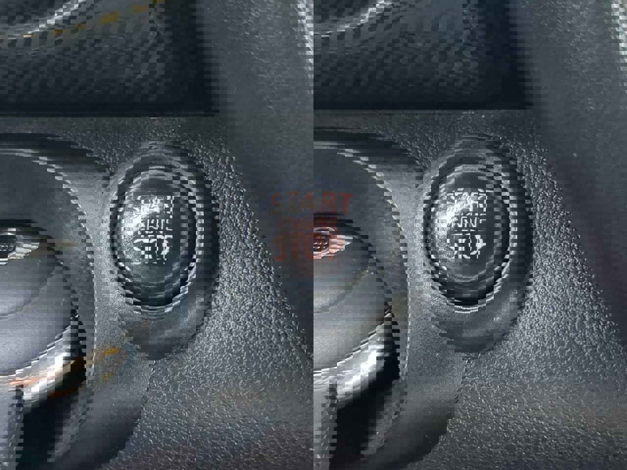 Used 2015 MINI Cooper S image 26