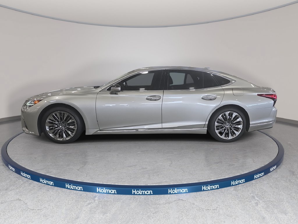 Used 2023 Lexus LS 500 w/ Accessory Package (Z2) RWD image 11