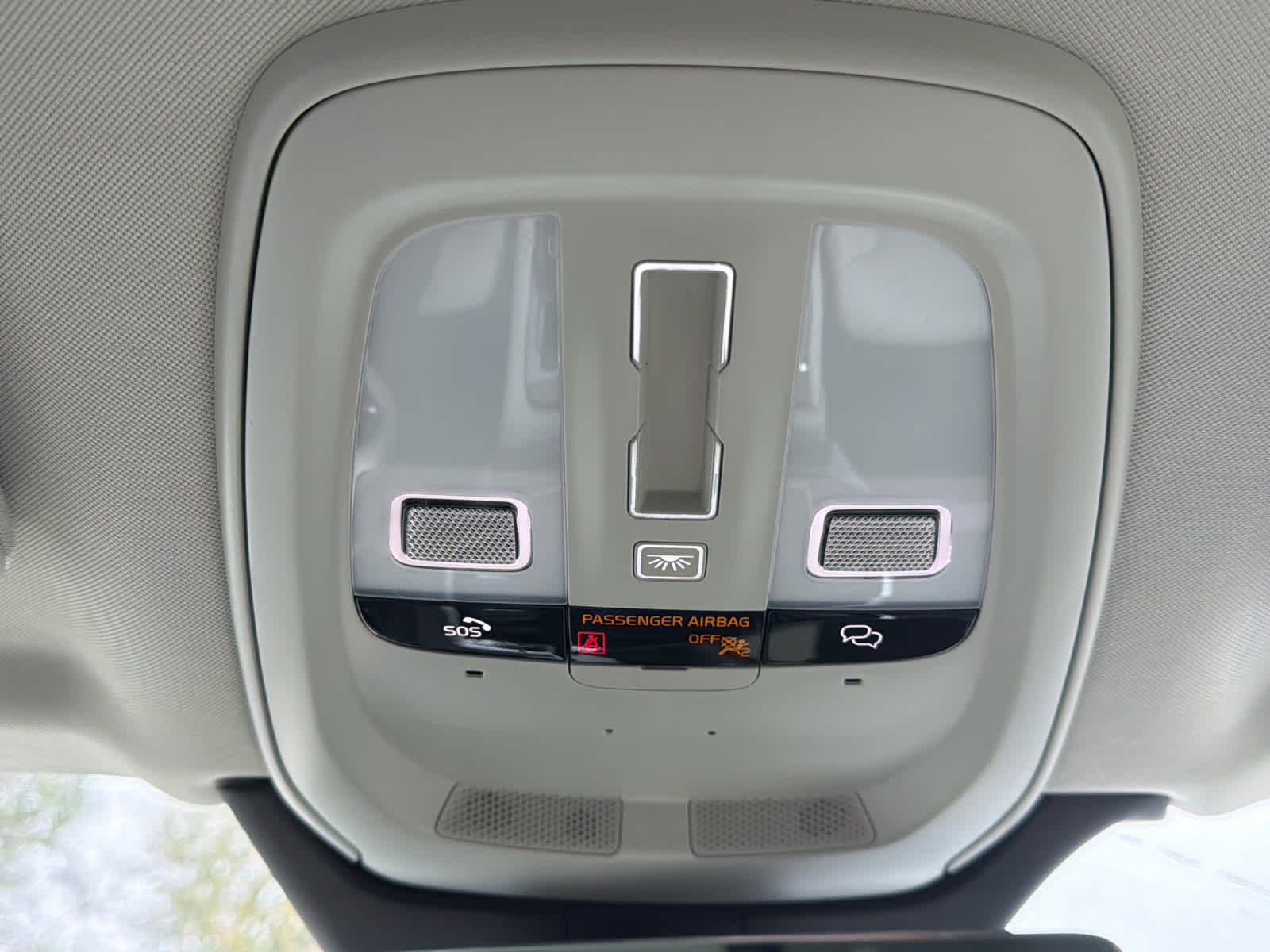 Used 2023 Volvo XC90 B5 Plus w/ Protection Package Premier image 34