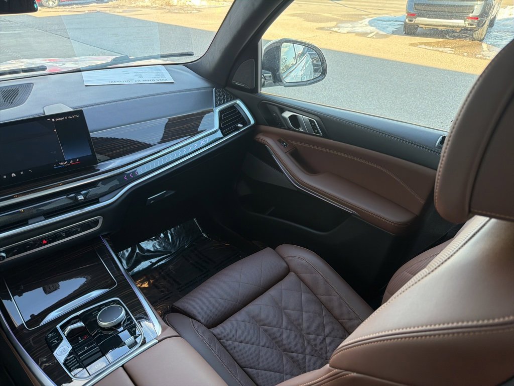Certified 2026 BMW X7 xDrive40i image 36