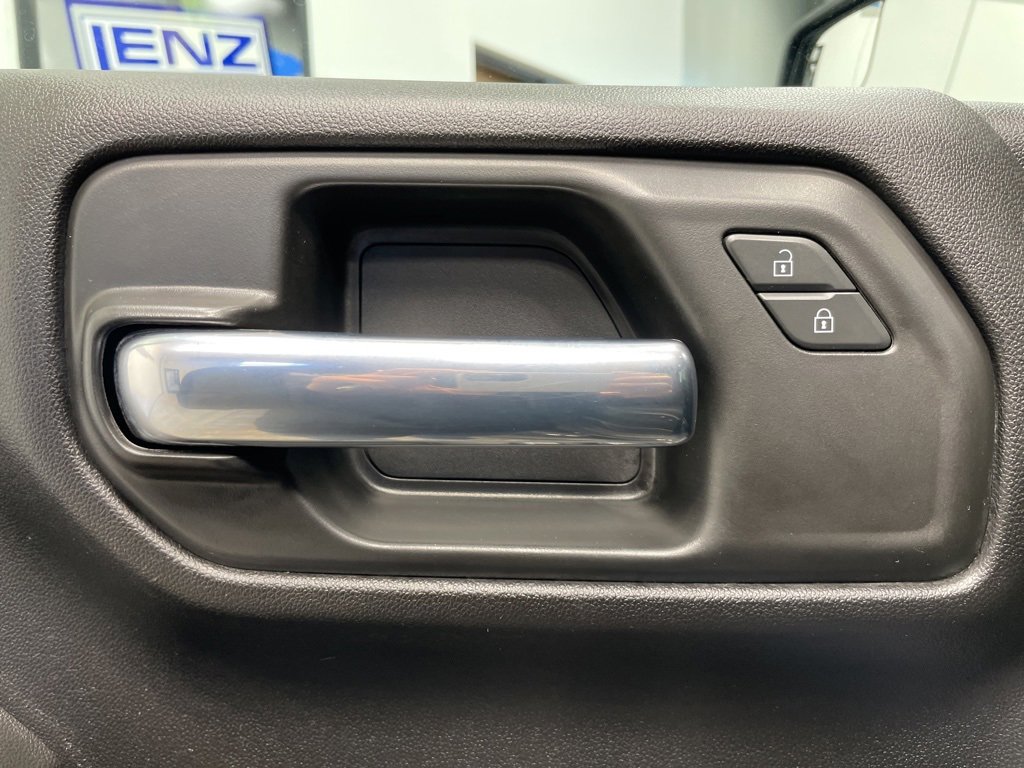 Used 2022 Chevrolet Silverado 1500 Custom image 25