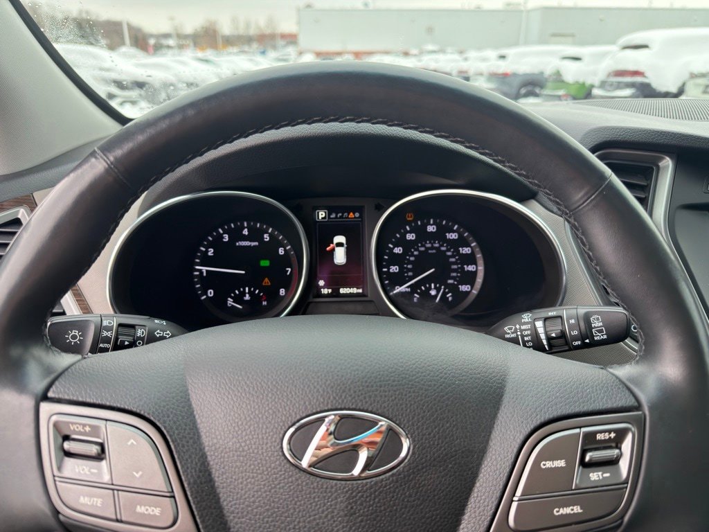 Used 2017 Hyundai Santa Fe Sport FWD image 19