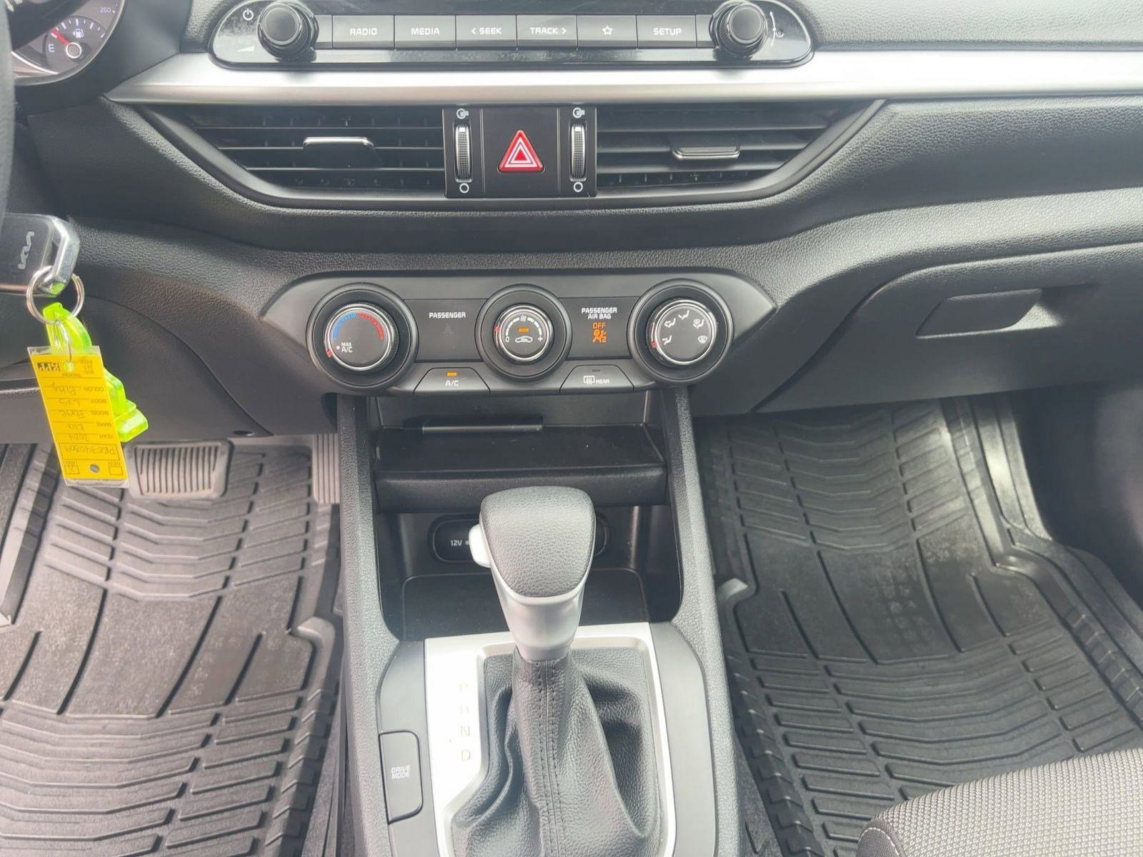 Used 2024 Kia Forte LXS image 23