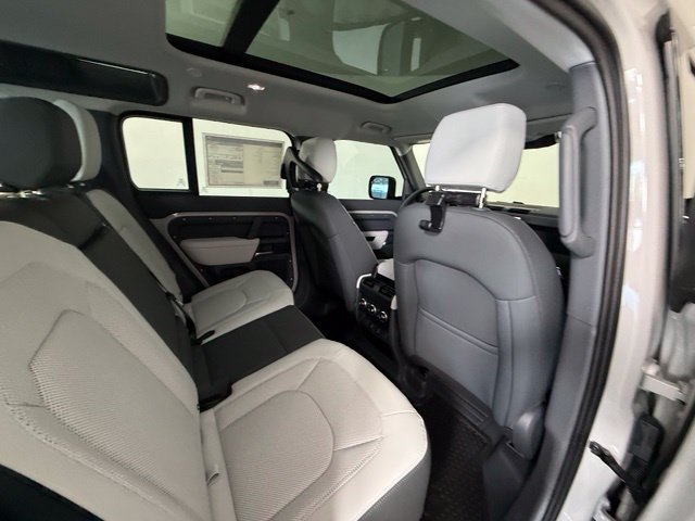 New 2026 Land Rover Defender 110 S AWD/4WD image 37