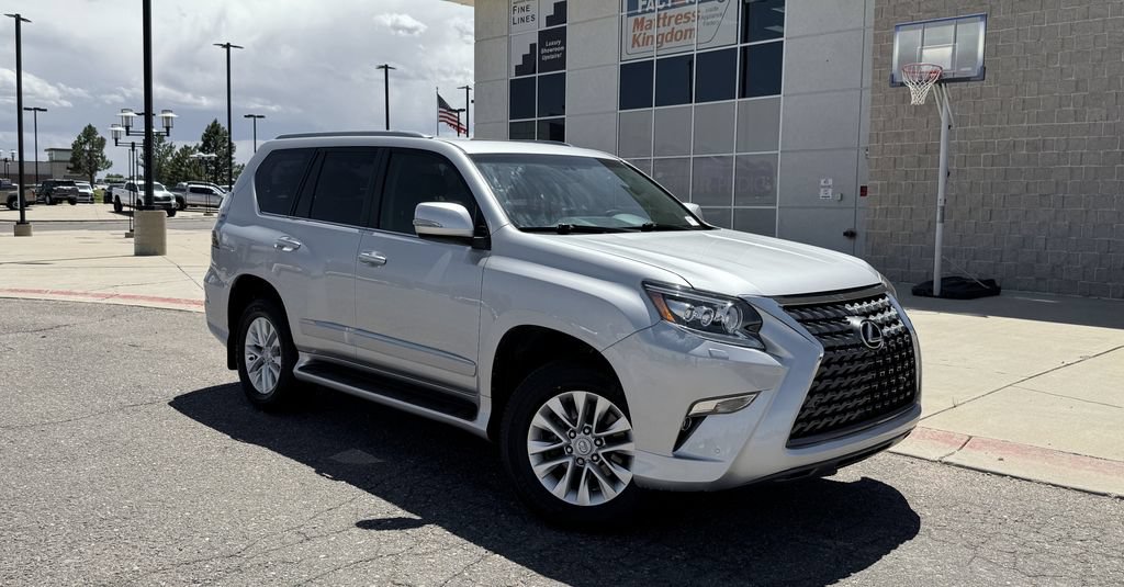 Used 2019 Lexus GX 460 AWD/4WD image 2