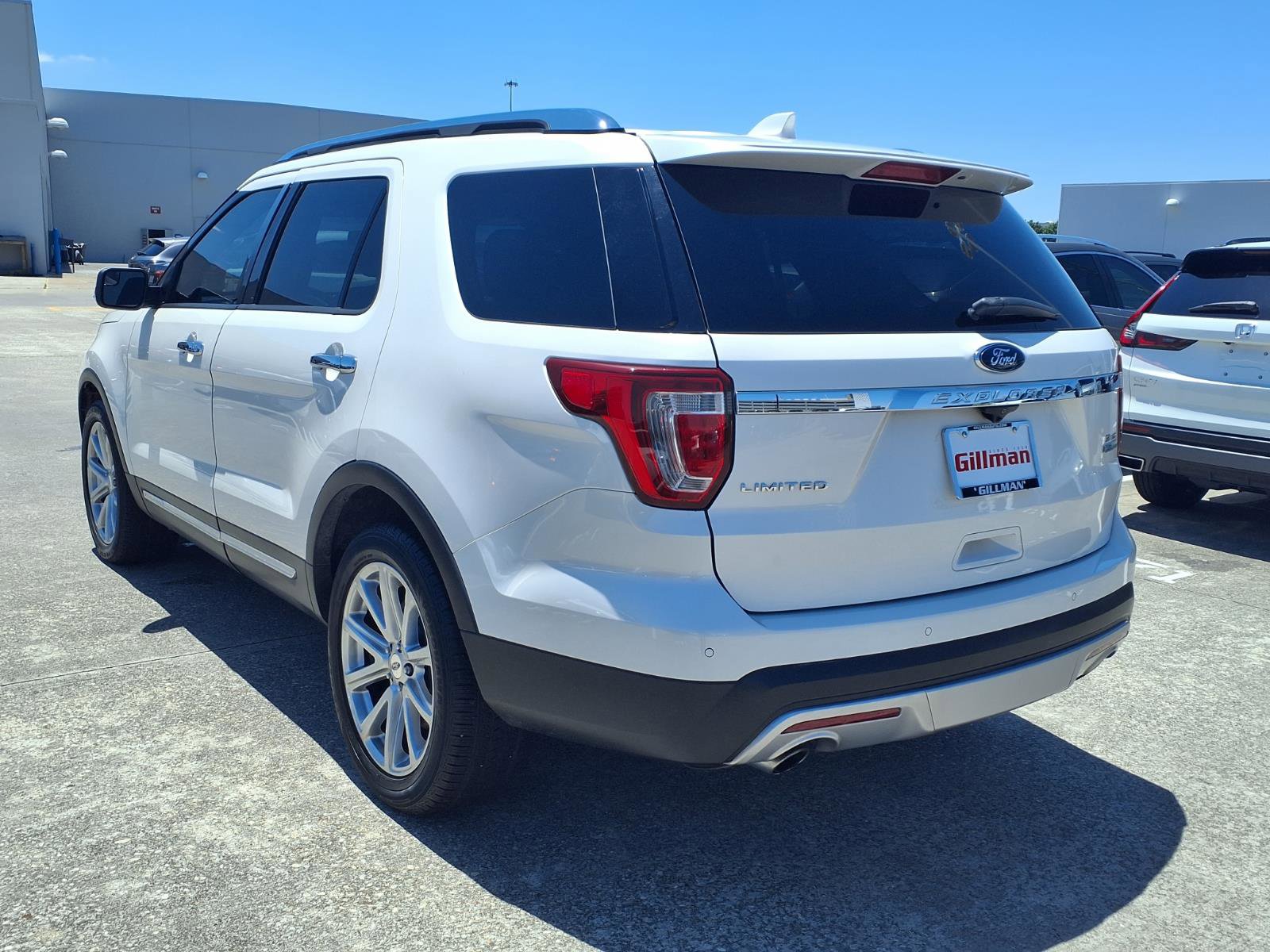 Used 2016 Ford Explorer Limited w/ Class II Trailer Tow Package FWD image 6