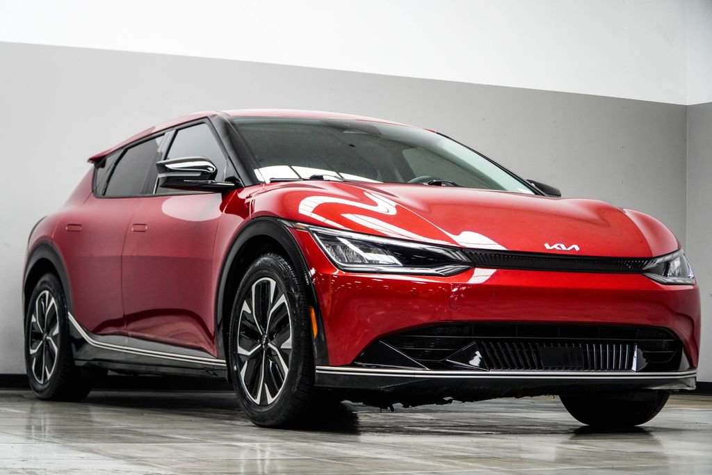 Used 2022 Kia EV6 Wind image 4