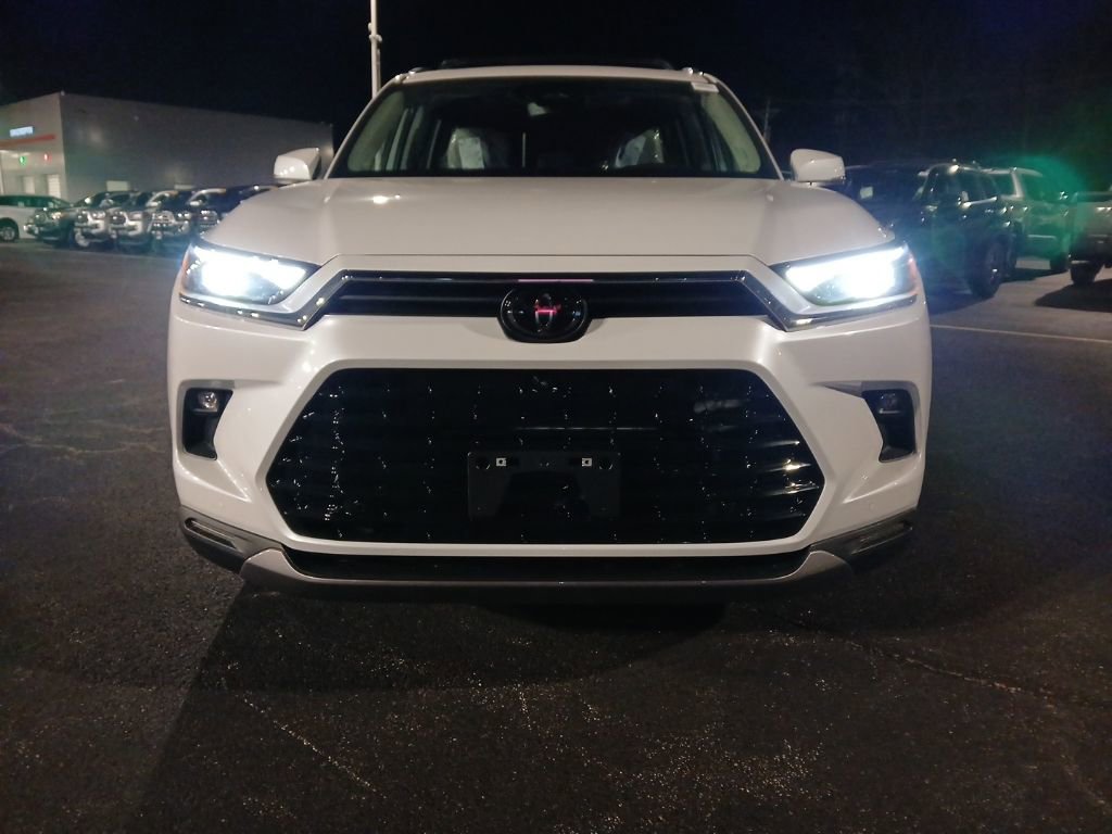 New 2026 Toyota Grand Highlander Limited image 17