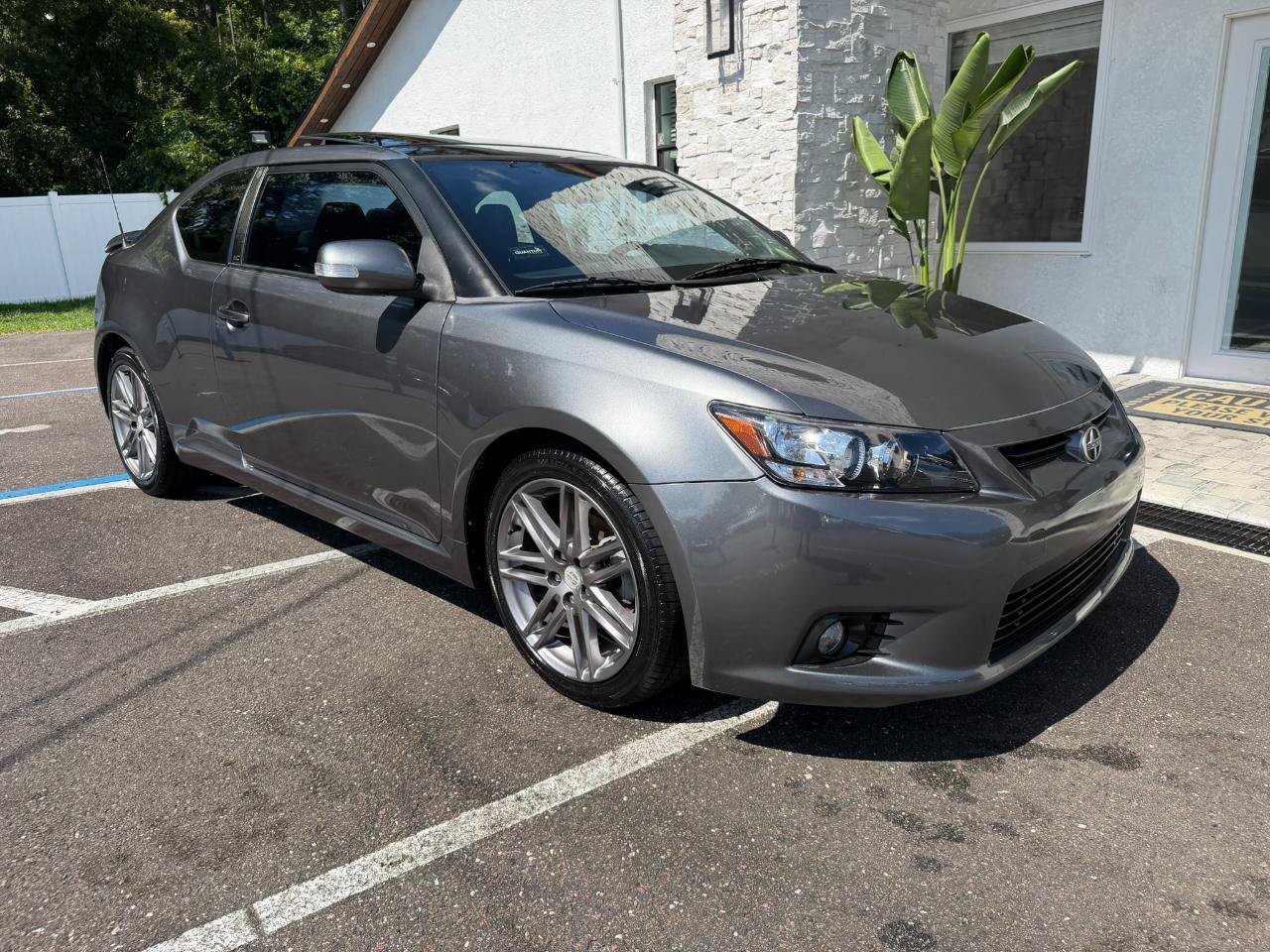 Used 2013 Scion tC FWD image 18