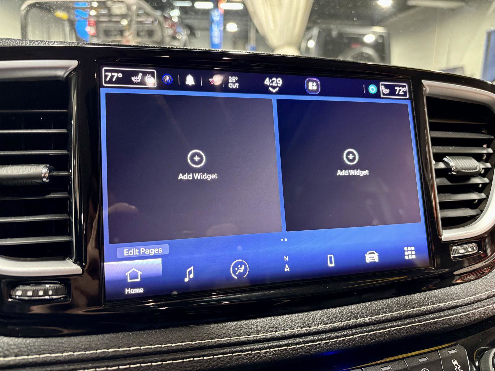 Used 2022 Chrysler Pacifica Limited image 33