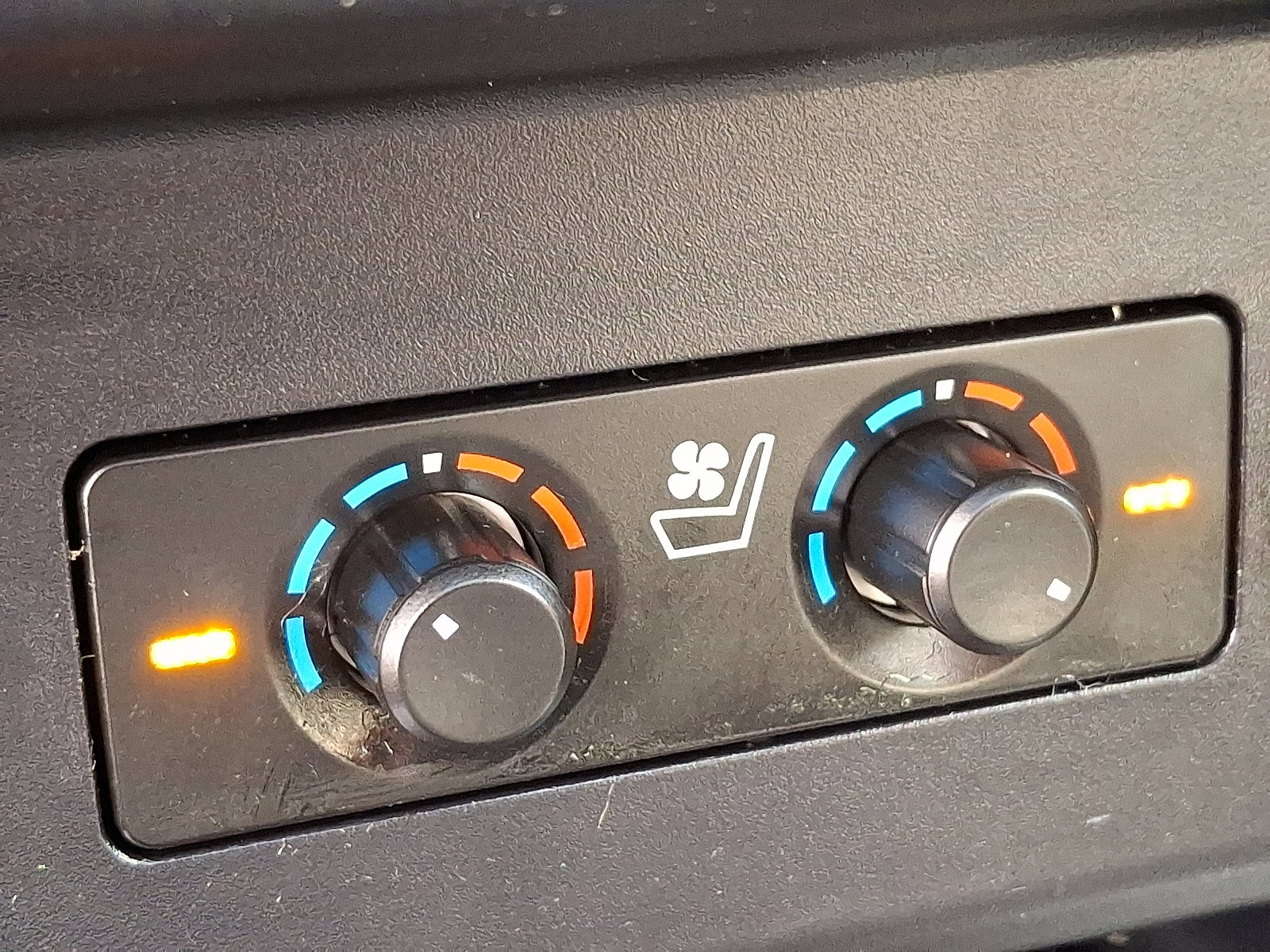 Used 2023 Toyota 4Runner Limited AWD/4WD image 27