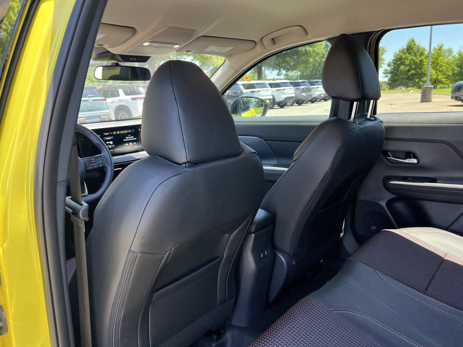 Certified 2025 Nissan Kicks SR AWD/4WD image 17