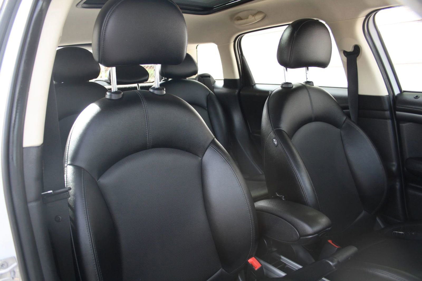 Used 2015 MINI Cooper Countryman S image 6