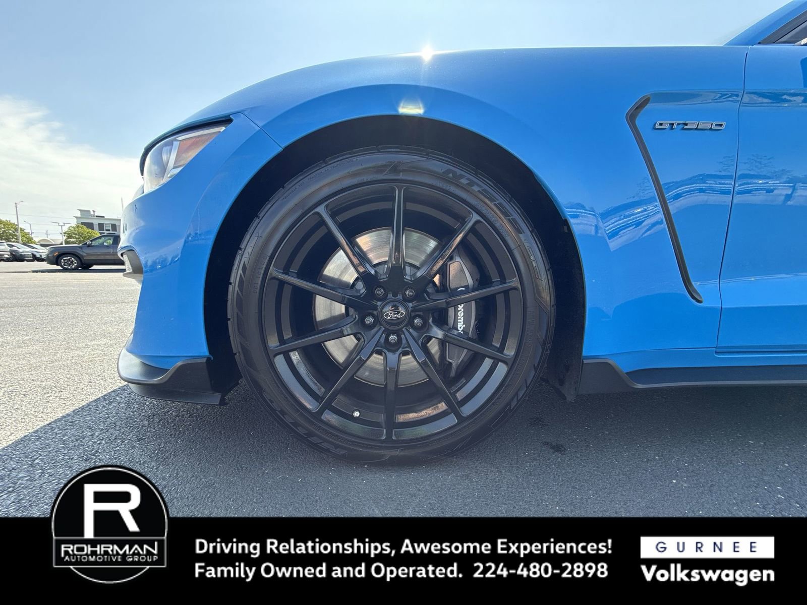 Used 2017 Ford Mustang Shelby GT350 w/ Electronics Package RWD image 11