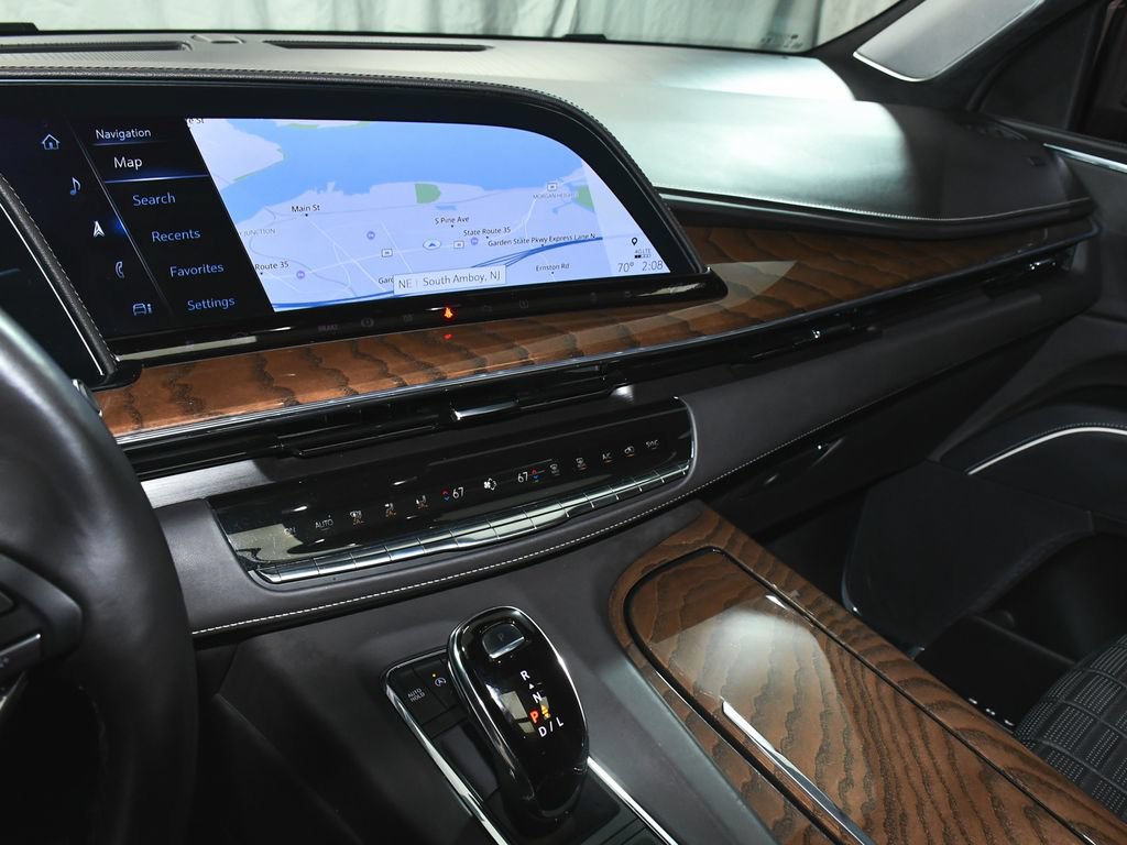 Used 2023 Cadillac Escalade ESV Sport Platinum AWD/4WD image 36