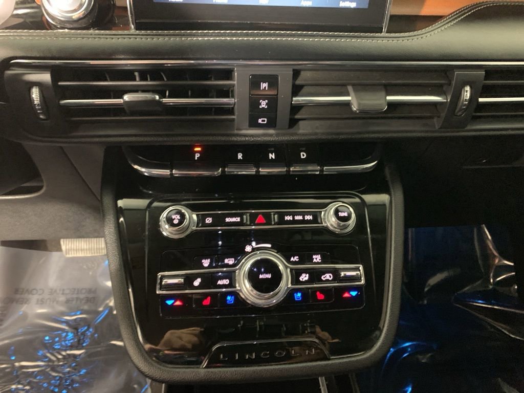 Used 2021 Lincoln Corsair Reserve w/ Equipment Group 201A FWD image 26