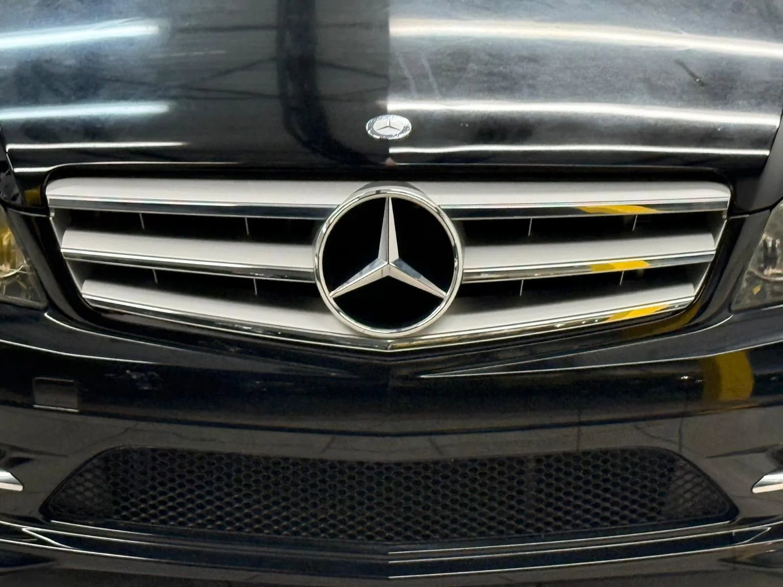 Used 2011 Mercedes-Benz C 350 Sport image 5