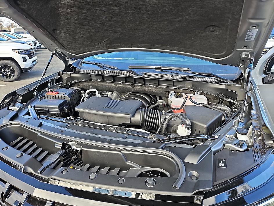 New 2026 Chevrolet Suburban Z71 w/ Z71 Off-Road Package image 25