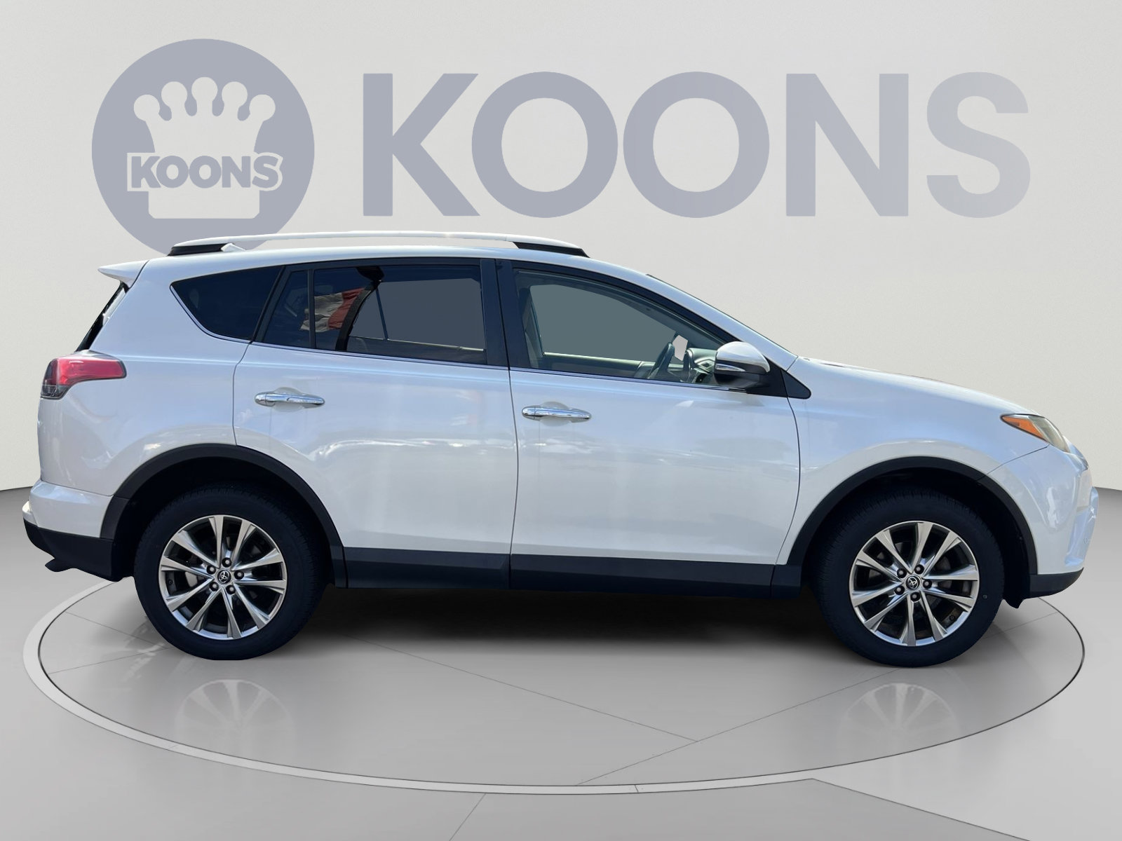 Used 2016 Toyota RAV4 Limited AWD/4WD image 5