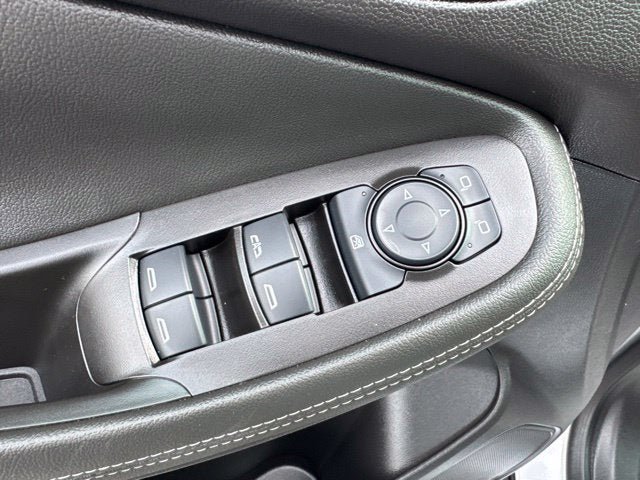 Used 2025 Buick Encore GX Preferred w/ Comfort Package FWD image 9