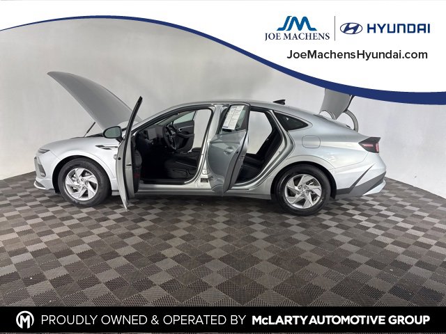 Certified 2025 Hyundai Sonata SE image 19