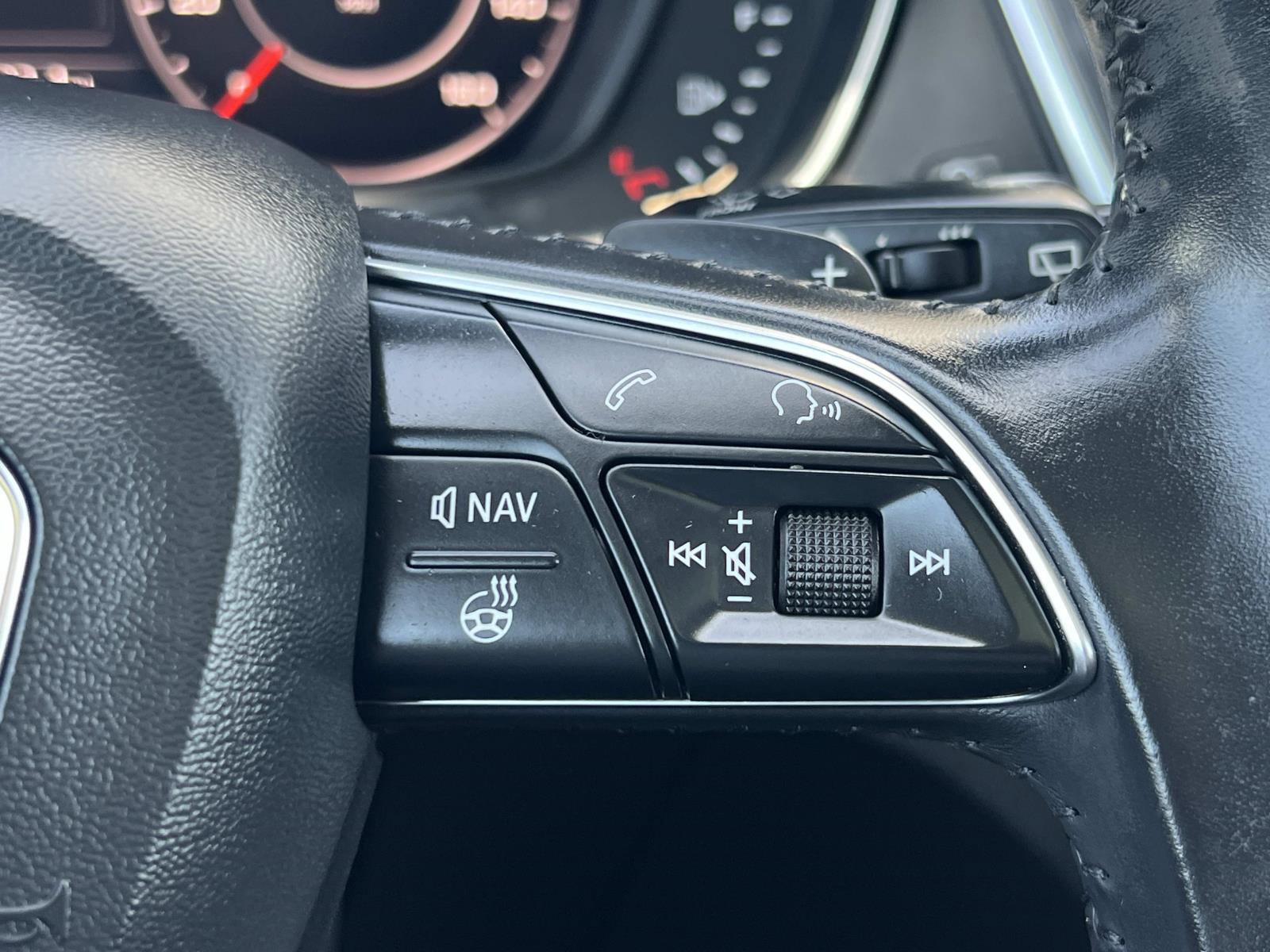 Used 2018 Audi Q5 2.0T Premium Plus w/ Premium Plus Package image 10
