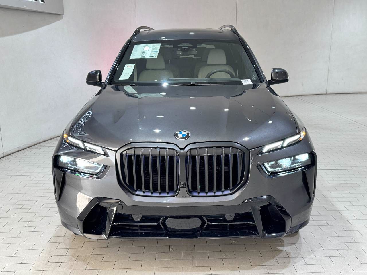 Used 2026 BMW X5 xDrive50e AWD/4WD image 9