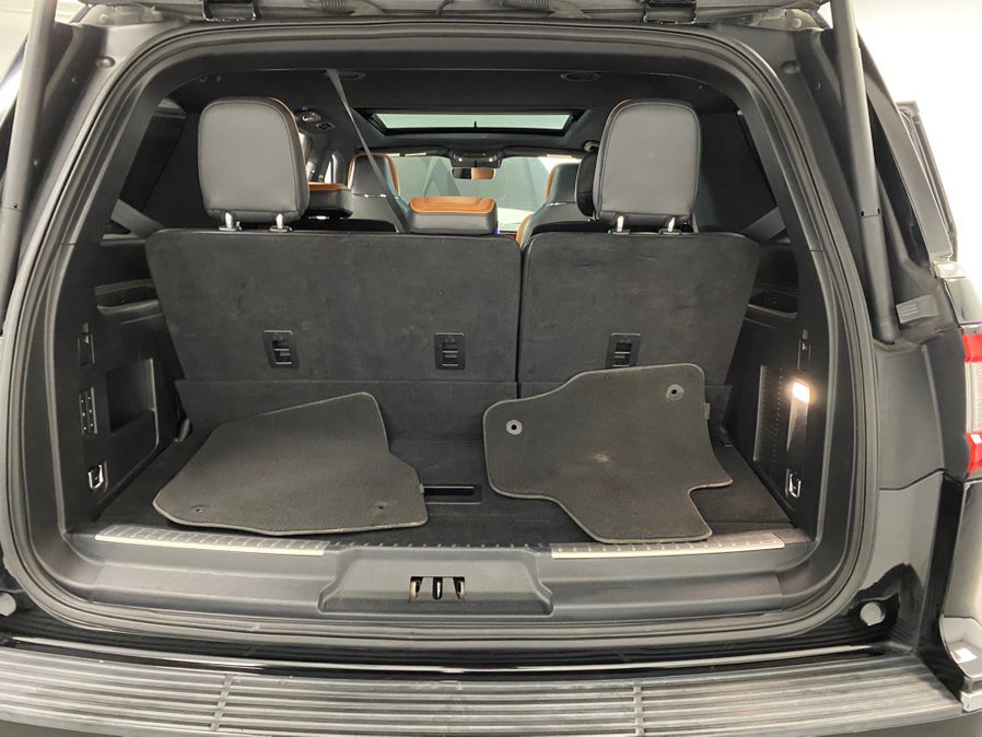 Used 2018 Lincoln Navigator Reserve AWD/4WD image 54