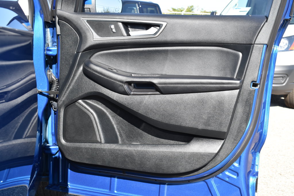 Certified 2024 Ford Edge SEL w/ Convenience Package AWD/4WD image 33