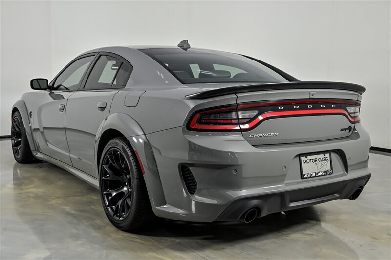 Used 2023 Dodge Charger SRT Hellcat w/ Harman/Kardon Audio Group RWD image 7