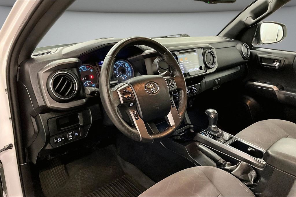 Used 2019 Toyota Tacoma TRD Off-Road AWD/4WD image 18
