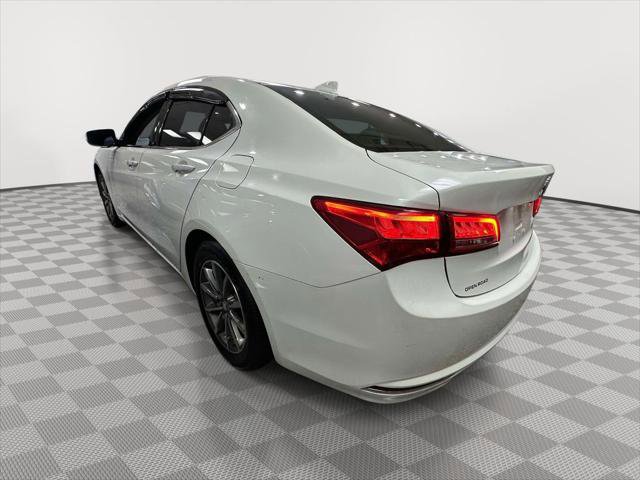 Used 2020 Acura TLX image 4