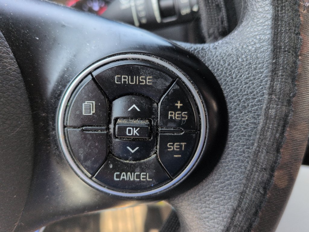 Used 2021 Kia Soul LX FWD image 16