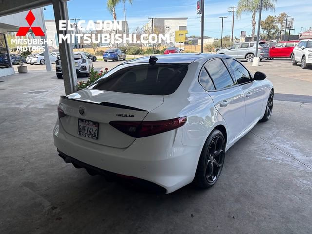 Used 2019 Alfa Romeo Giulia Ti Sport w/ Quick Order Package 22U Sport image 3