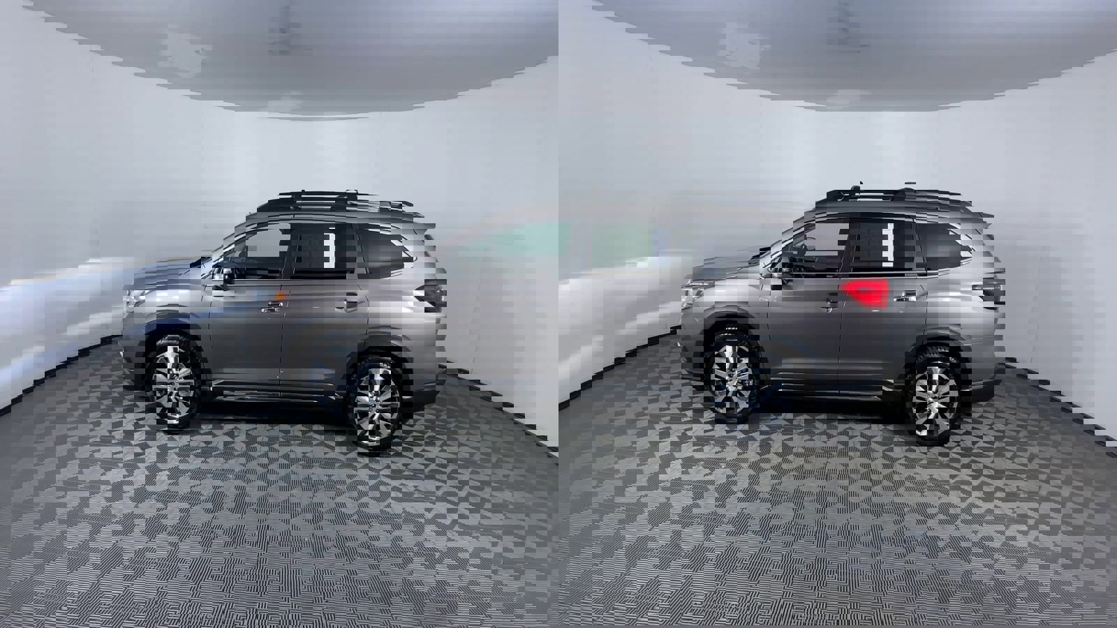 Used 2022 Subaru Ascent Touring image 5