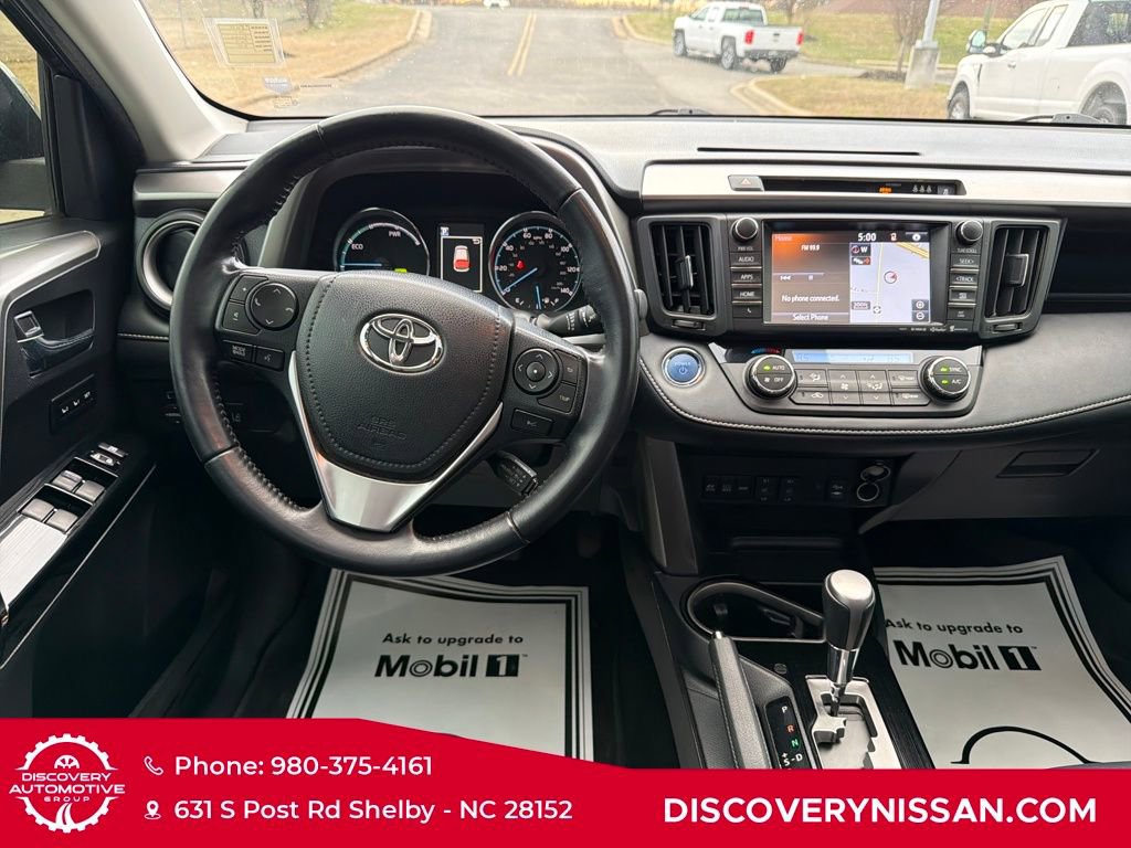 Used 2017 Toyota RAV4 Limited image 33