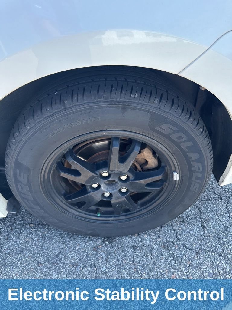 Used 2012 Toyota Prius Four image 8