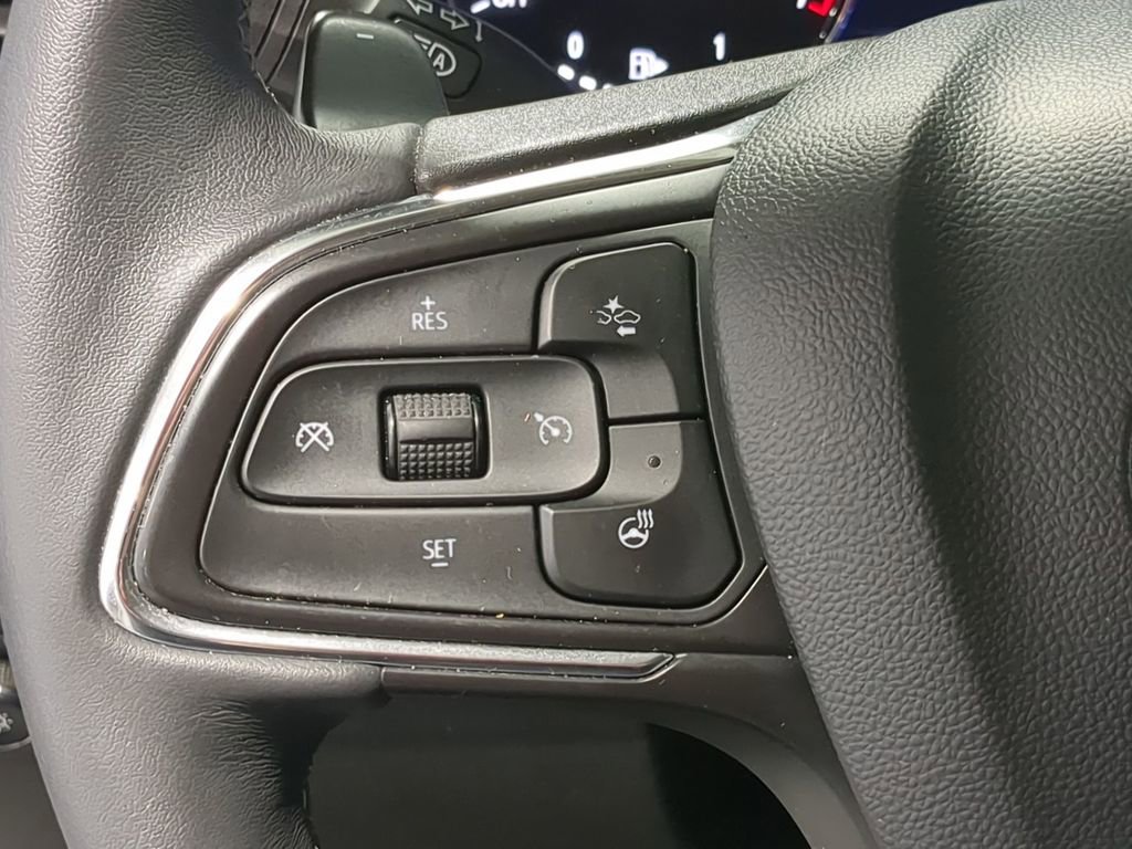 Used 2023 Buick Envision Essence FWD image 29