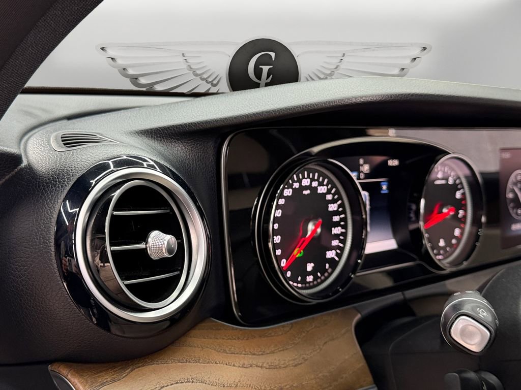 Used 2018 Mercedes-Benz E 300 image 19