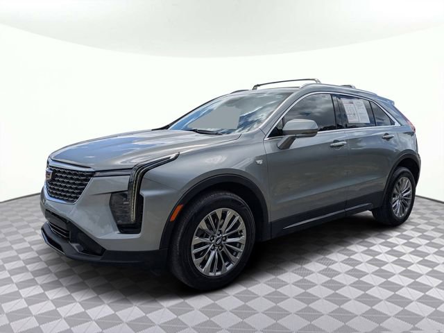 Used 2024 Cadillac XT4 Premium Luxury image 8