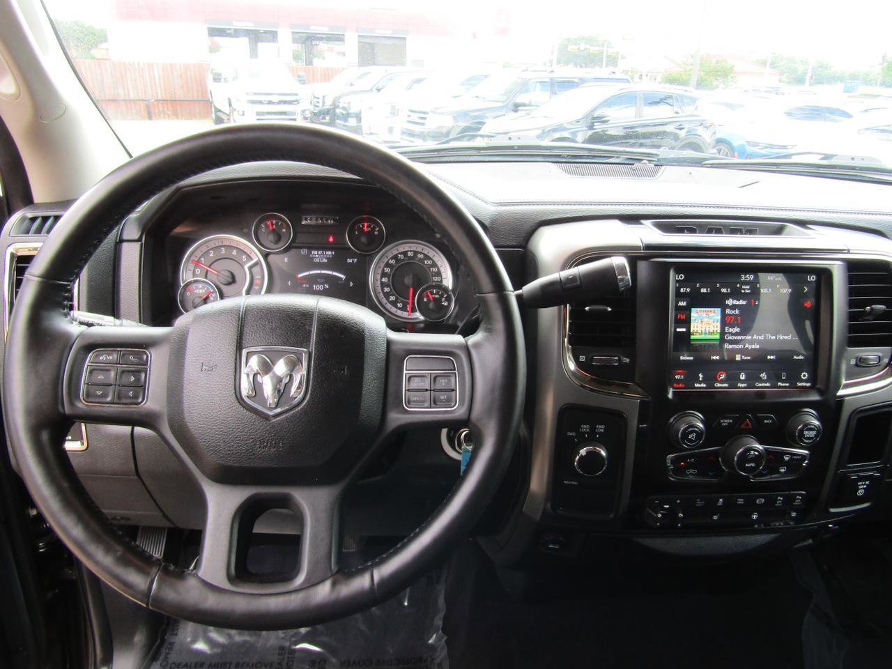 Used 2018 RAM 2500 Big Horn w/ Sport Appearance Group AWD/4WD image 15