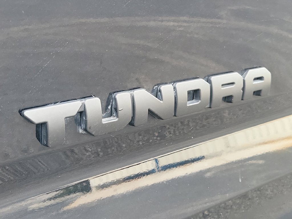 Used 2023 Toyota Tundra Limited w/ Power Package AWD/4WD image 14