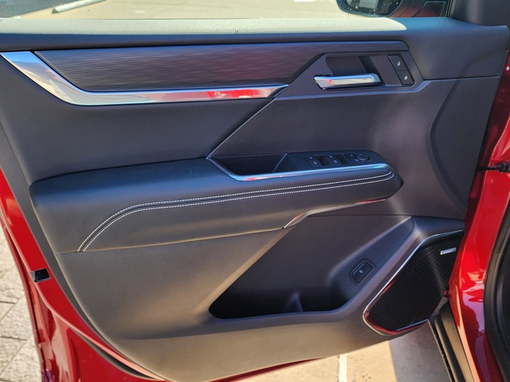 New 2026 GMC Acadia Elevation w/ Black Edition image 13